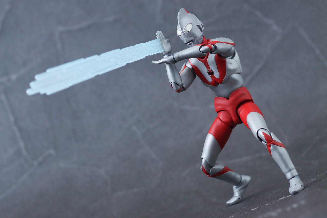 S.H.フィギュアーツ　ウルトラマン　Aタイプ　レビュー　アクション