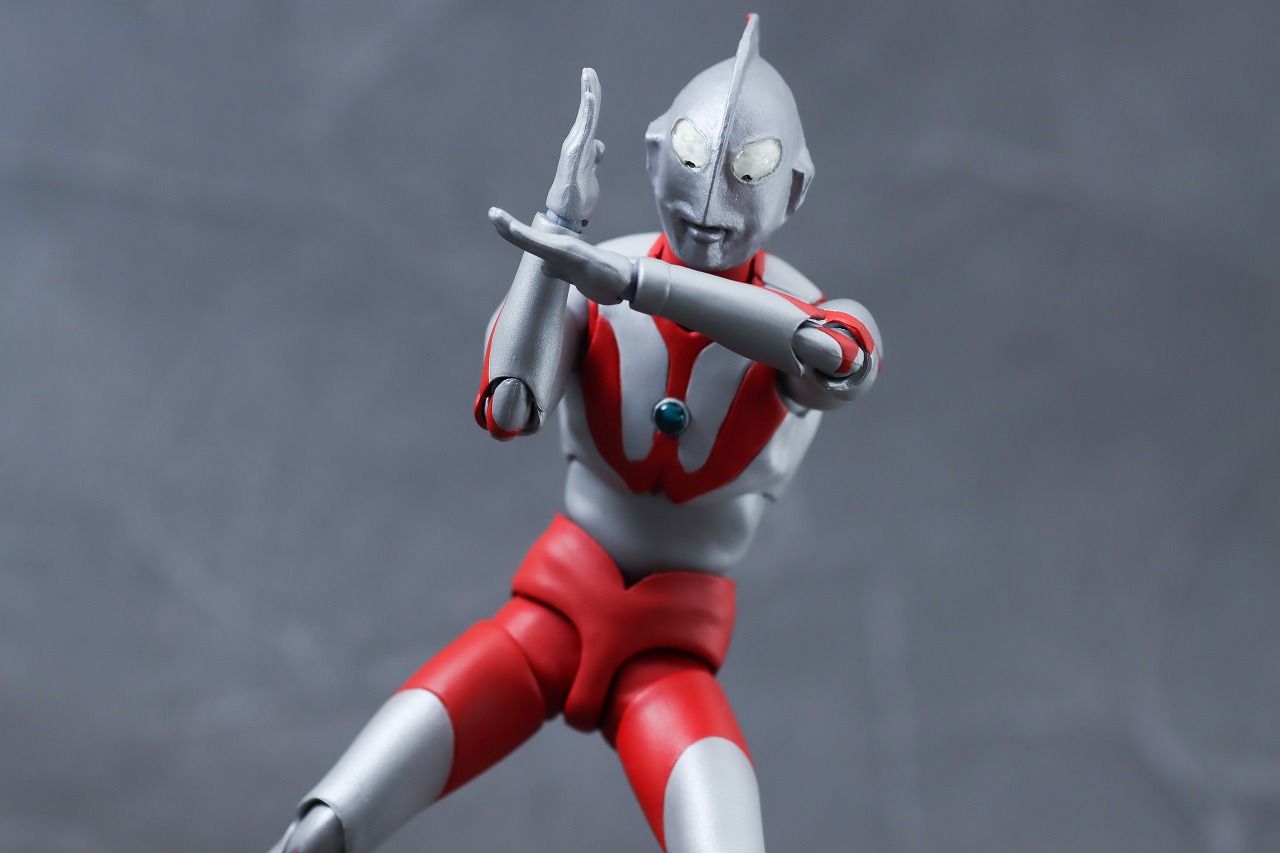 S.H.フィギュアーツ　ウルトラマン　Aタイプ　レビュー　アクション