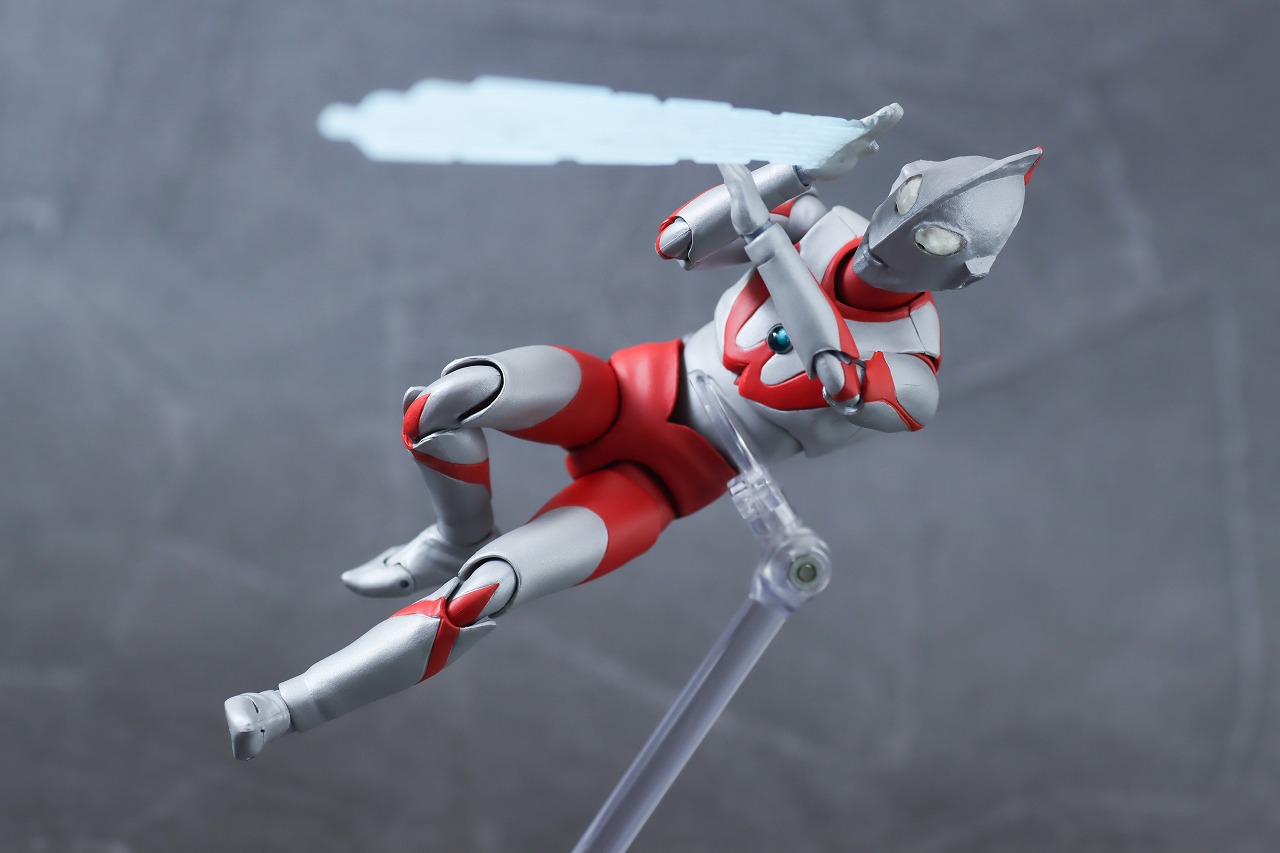 S.H.フィギュアーツ　ウルトラマン　Aタイプ　レビュー　アクション