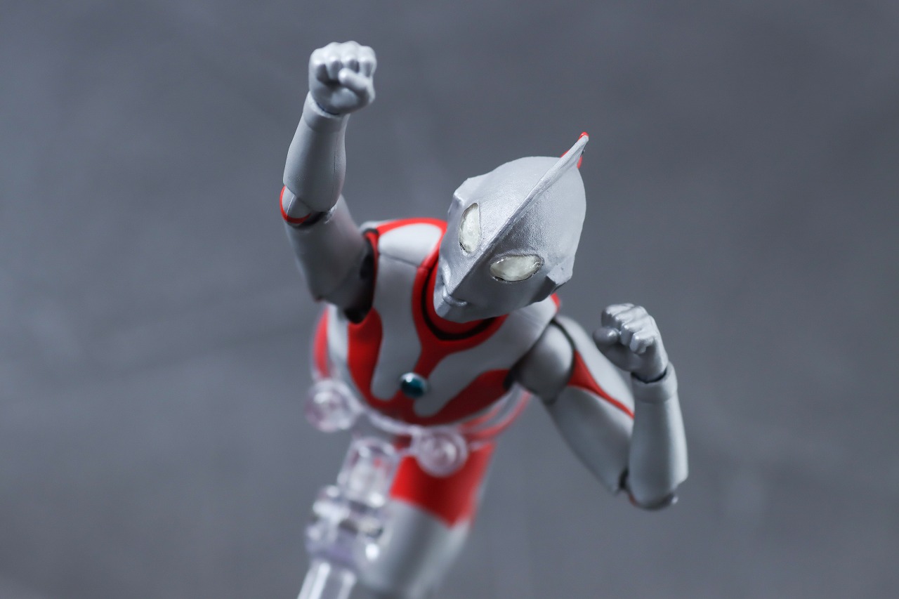 S.H.フィギュアーツ　ウルトラマン　Aタイプ　レビュー　アクション