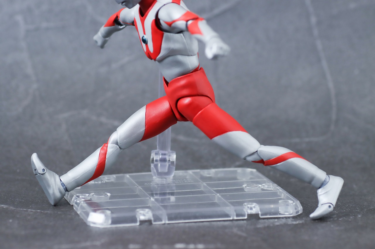 S.H.フィギュアーツ　ウルトラマン　Aタイプ　レビュー　可動範囲