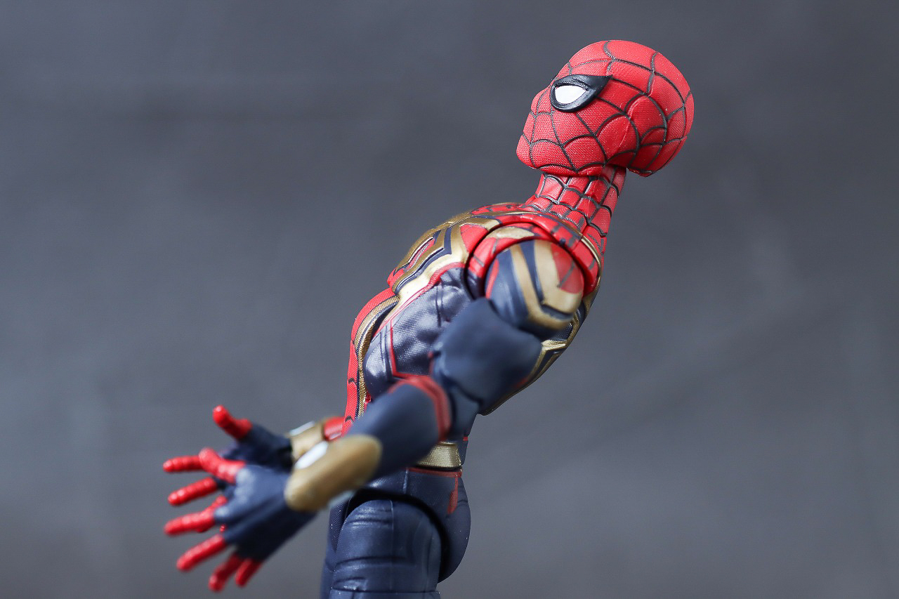 マーベルレジェンド　スパイダーマン インテグレーテッド・スーツ（3パック）　レビュー　可動範囲