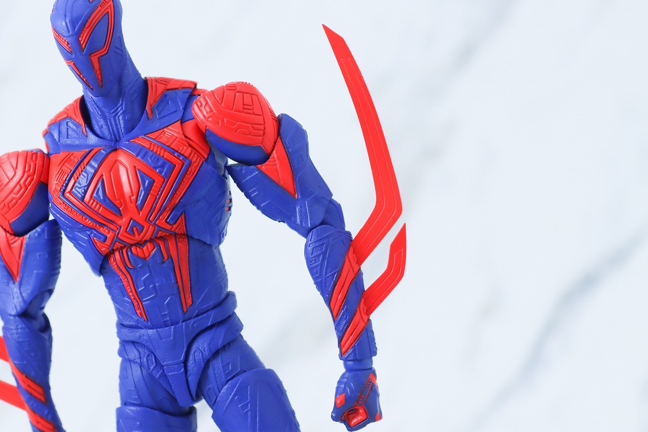 S.H.フィギュアーツ　スパイダーマン2099　アクロス・ザ・スパイダーバース　レビュー　本体