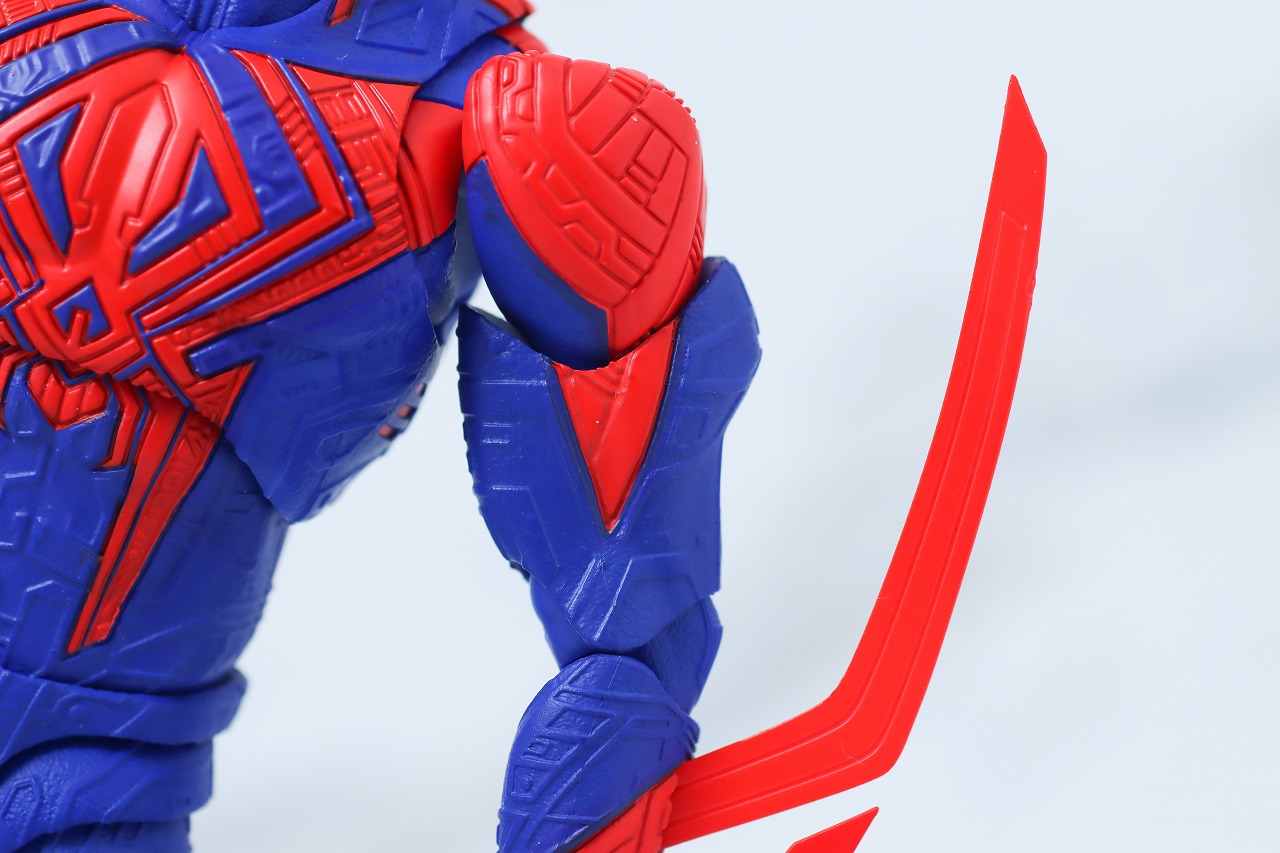 S.H.フィギュアーツ　スパイダーマン2099　アクロス・ザ・スパイダーバース　レビュー　本体