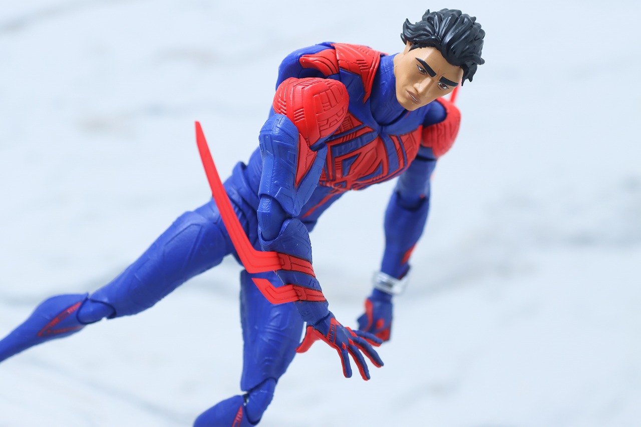 S.H.フィギュアーツ　スパイダーマン2099　アクロス・ザ・スパイダーバース　レビュー　アクション