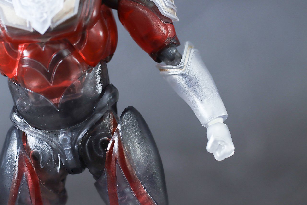 S.H.フィギュアーツ　ウルトラマンタイタス Spceial Clear Color Ver.　レビュー　本体