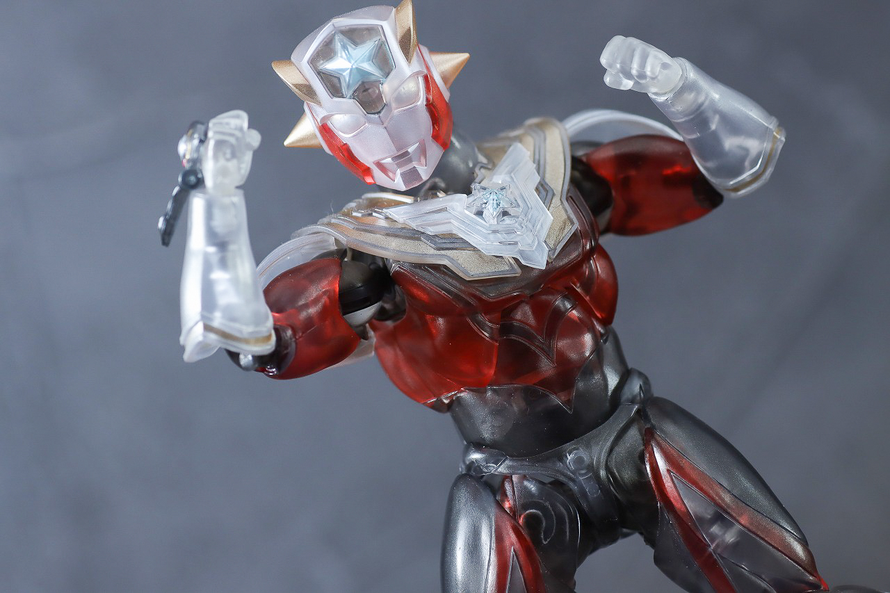 S.H.フィギュアーツ　ウルトラマンタイタス Special Clear Color Ver.　レビュー