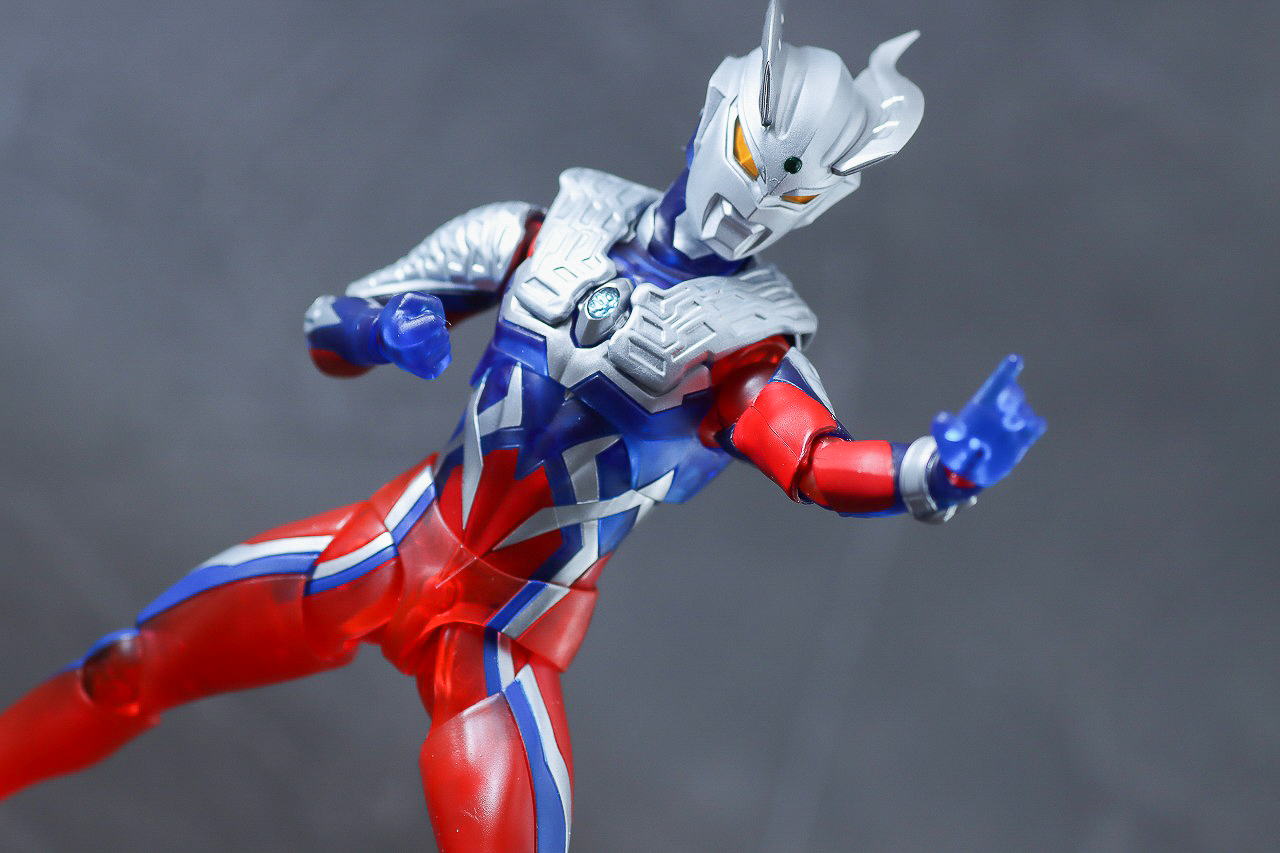 S.H.フィギュアーツ　ウルトラマンゼロ Clear Color Ver.　レビュー　アクション