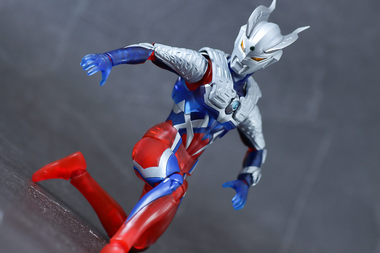 S.H.フィギュアーツ　ウルトラマンゼロ Clear Color Ver.　レビュー　アクション