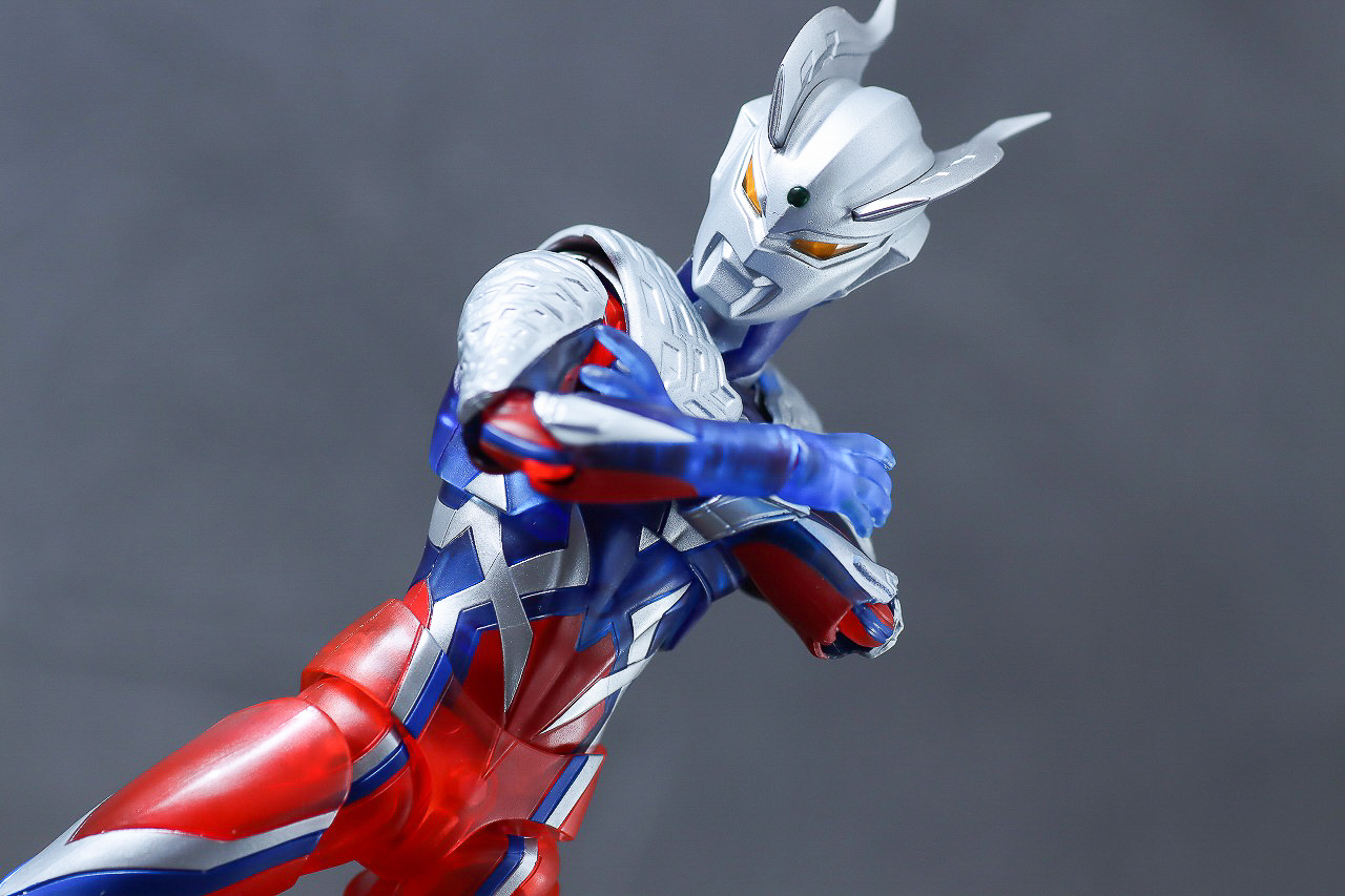 S.H.フィギュアーツ　ウルトラマンゼロ Clear Color Ver.　レビュー　アクション