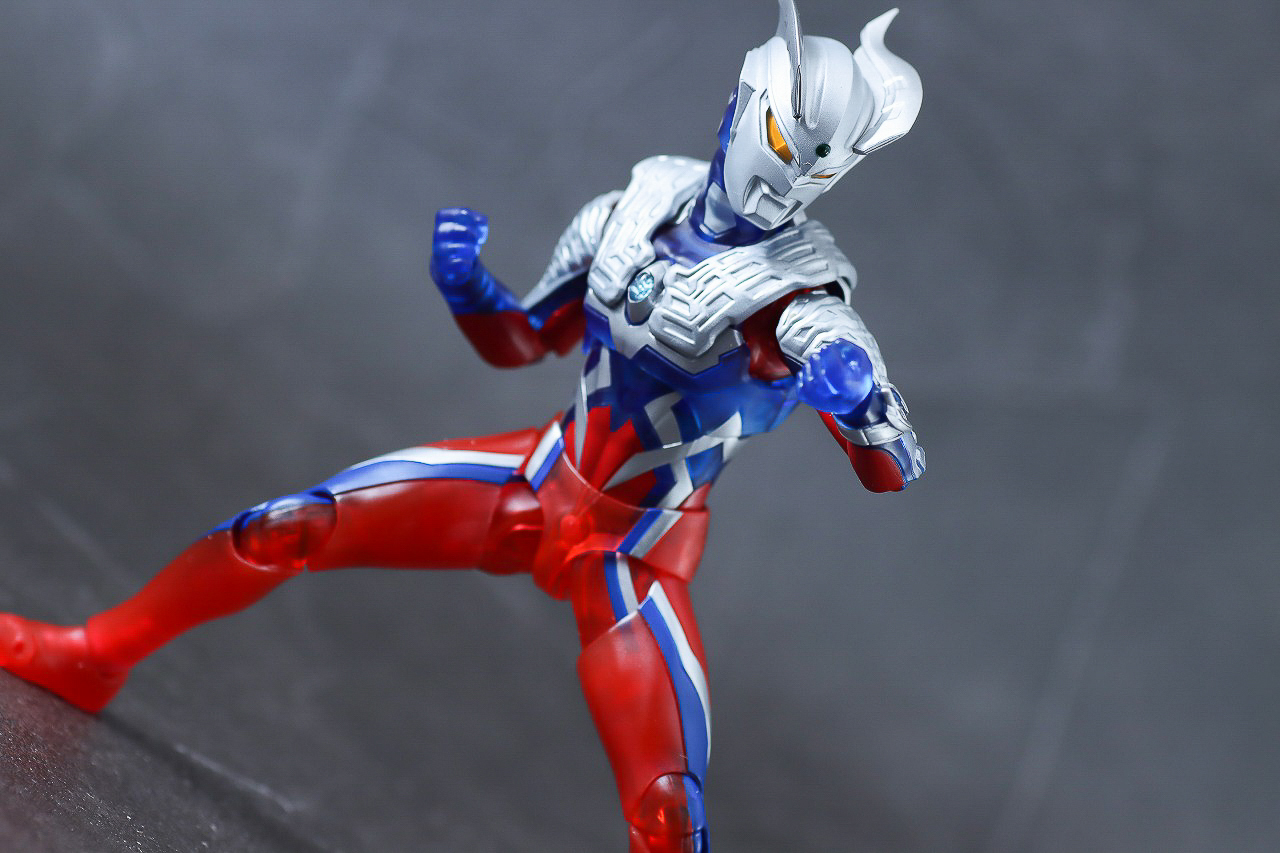 S.H.フィギュアーツ　ウルトラマンゼロ Clear Color Ver.　レビュー　アクション