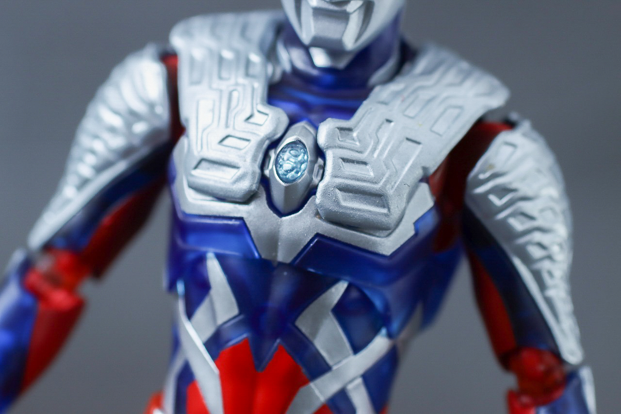 S.H.フィギュアーツ　ウルトラマンゼロ Clear Color Ver.　レビュー　本体