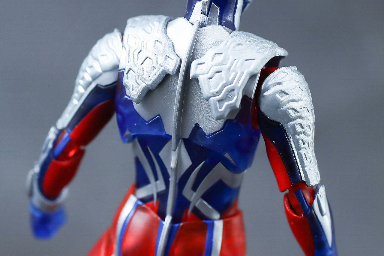 S.H.フィギュアーツ　ウルトラマンゼロ Clear Color Ver.　レビュー　本体