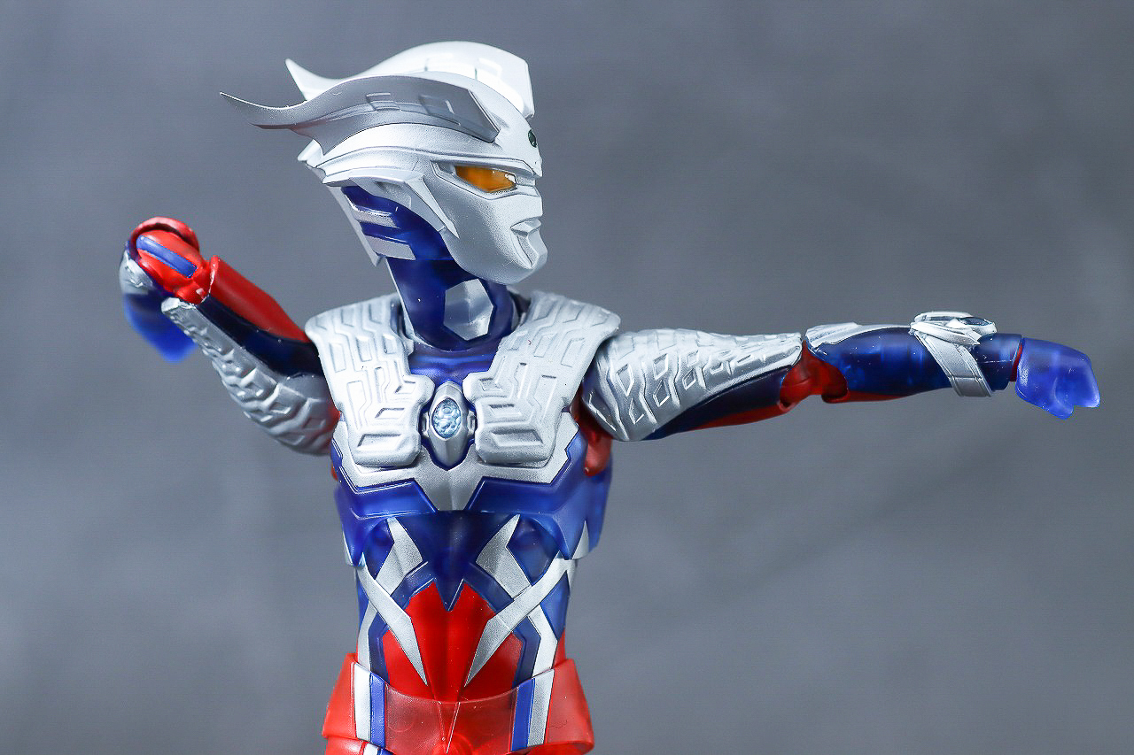 S.H.フィギュアーツ　ウルトラマンゼロ Clear Color Ver.　レビュー　可動範囲