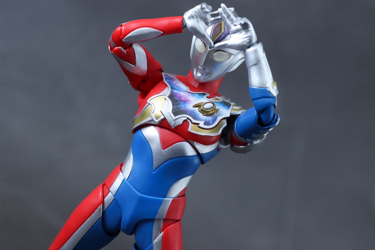 S.H.フィギュアーツ　ウルトラマンデッカー　ダイナミックタイプ　レビュー　アクション