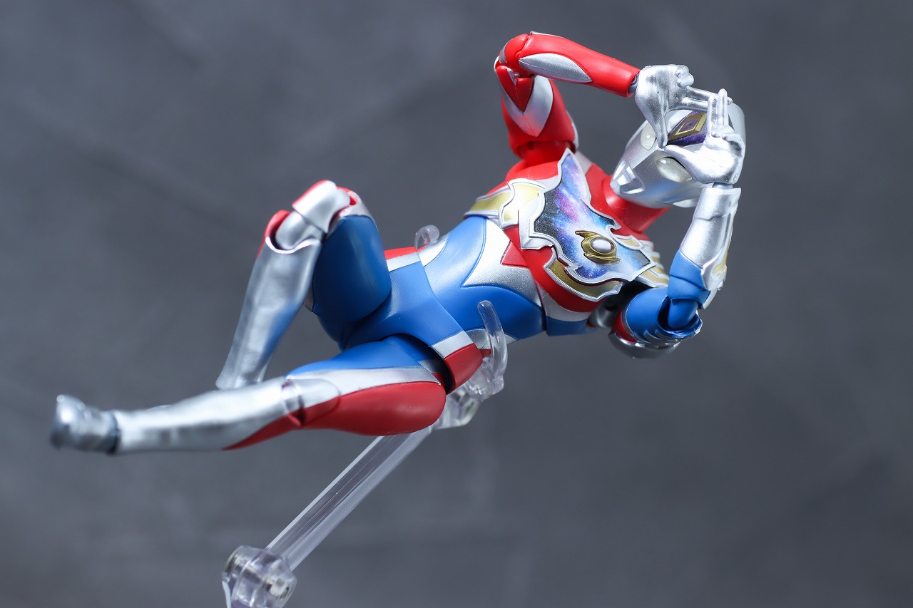 S.H.フィギュアーツ　ウルトラマンデッカー　ダイナミックタイプ　レビュー　アクション