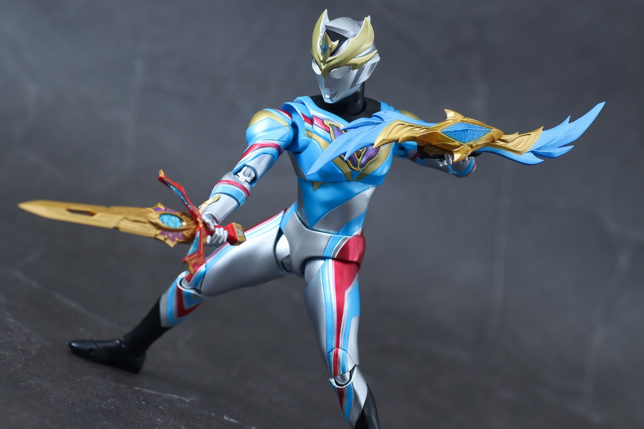 S.H.フィギュアーツ　ウルトラマンデッカー　ダイナミックタイプ　レビュー　アクション