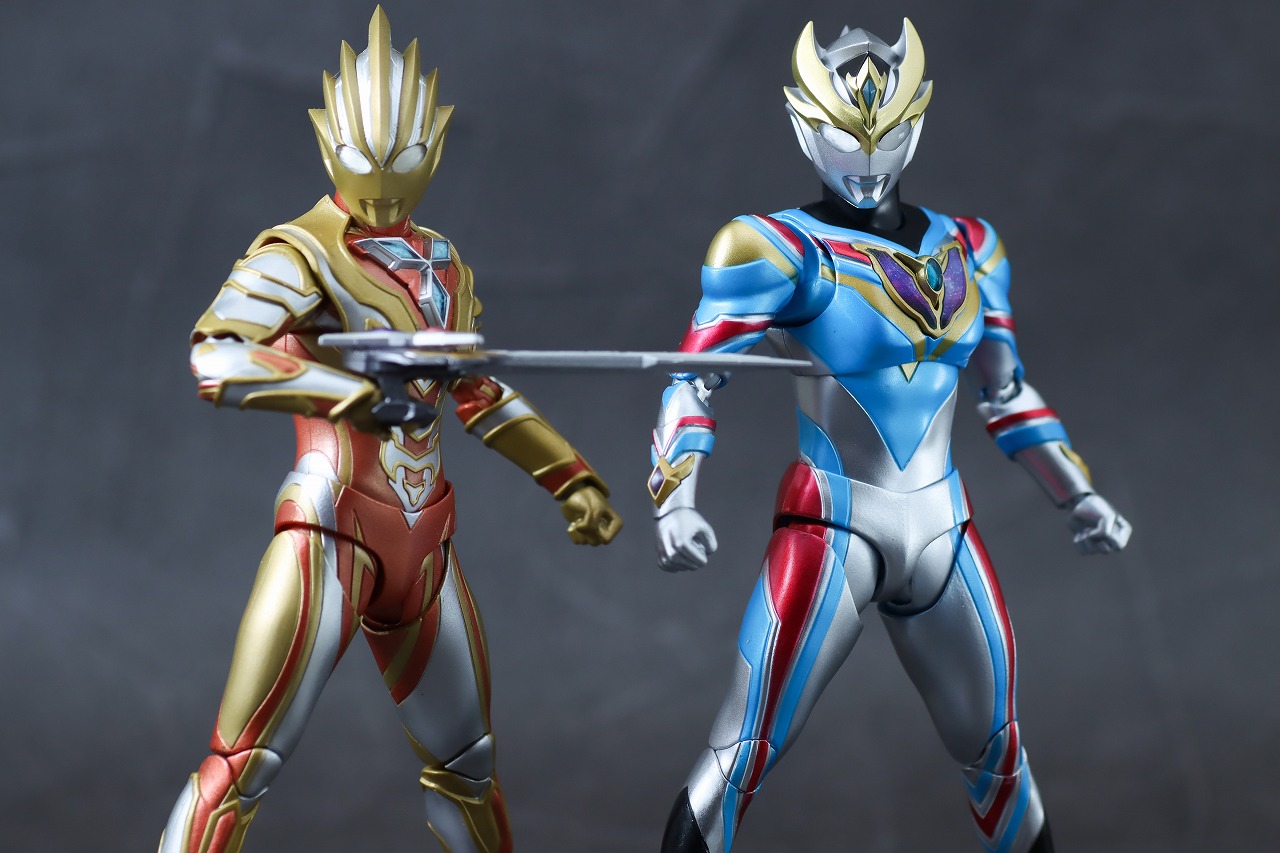 S.H.フィギュアーツ　ウルトラマンデッカー　ダイナミックタイプ　レビュー　アクション　グリッタートリガーエタニティ