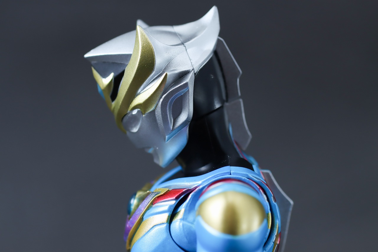 S.H.フィギュアーツ　ウルトラマンデッカー　ダイナミックタイプ　レビュー　可動範囲