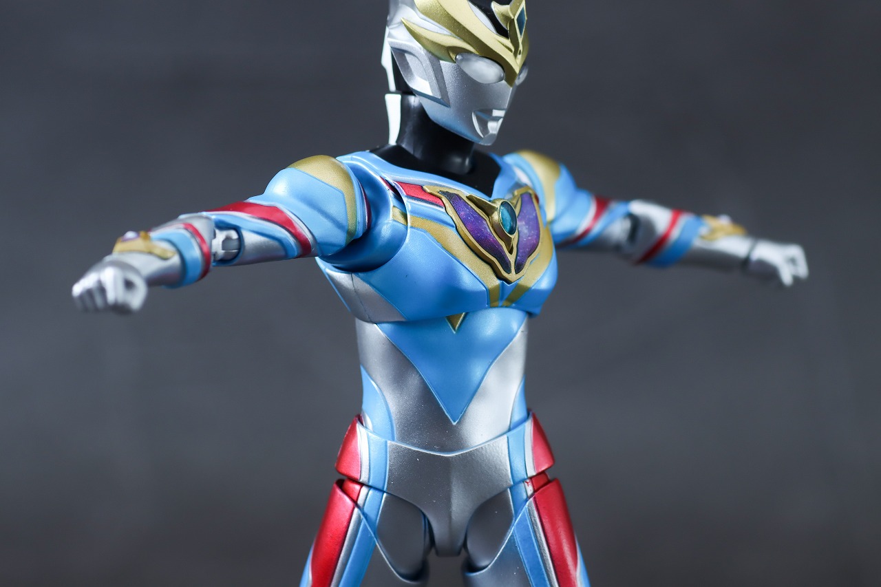 S.H.フィギュアーツ　ウルトラマンデッカー　ダイナミックタイプ　レビュー　可動範囲