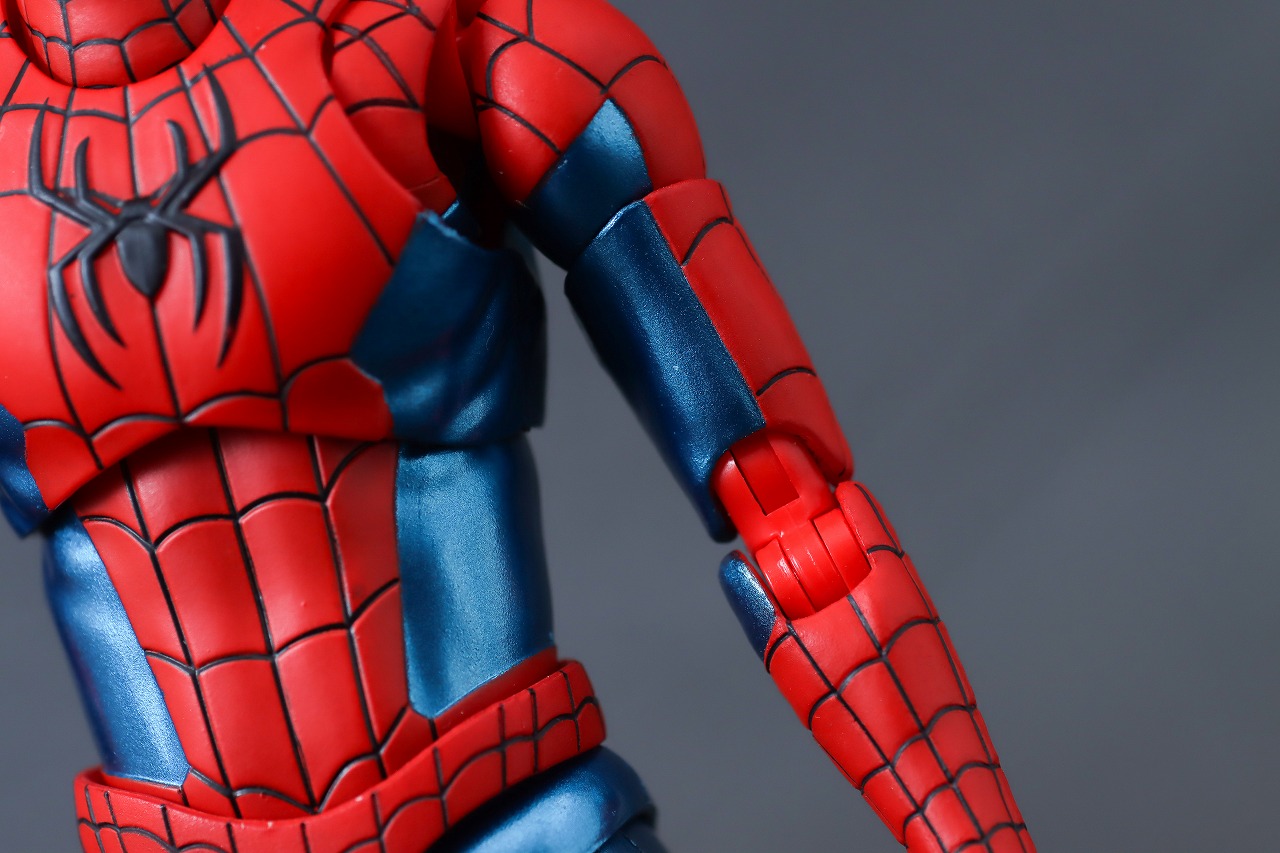 S.H.フィギュアーツ　スパイダーマン ニュー・レッド＆ブルースーツ　レビュー　本体