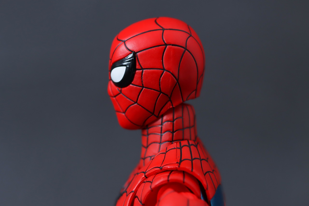 S.H.フィギュアーツ　スパイダーマン ニュー・レッド＆ブルースーツ　レビュー　本体