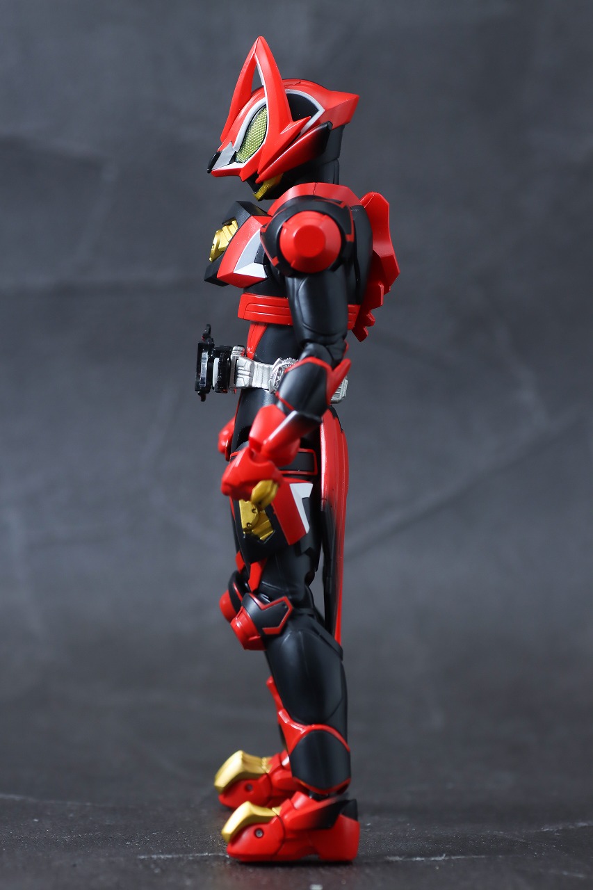 S.H.フィギュアーツ　仮面ライダーギーツ ブーストフォーム マークⅡ　レビュー　本体