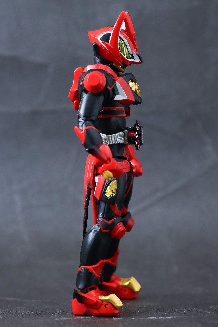 S.H.フィギュアーツ　仮面ライダーギーツ ブーストフォーム マークⅡ　レビュー　本体