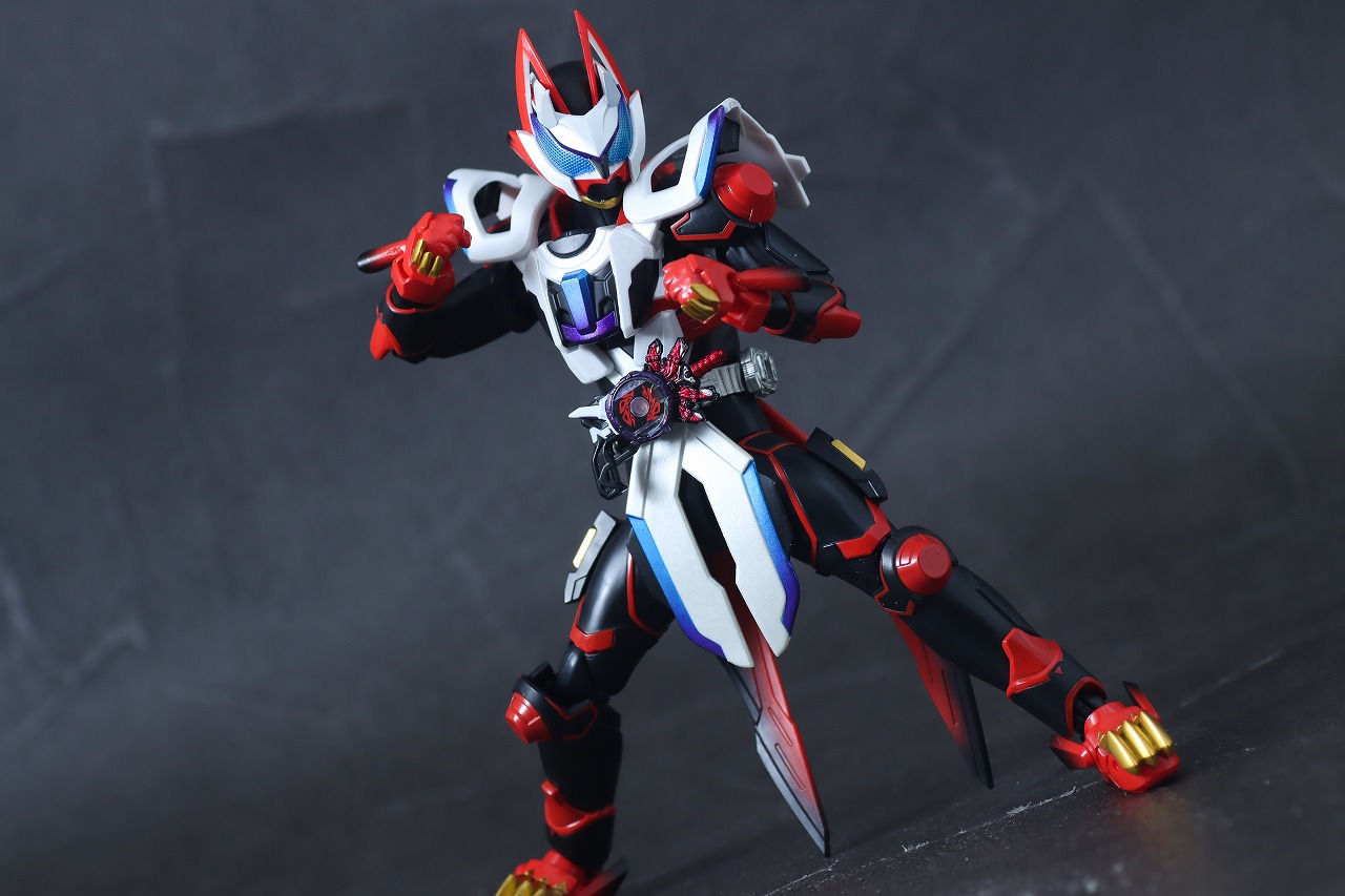 S.H.フィギュアーツ　仮面ライダーギーツ レーザーブーストフォーム　レビュー　アクション