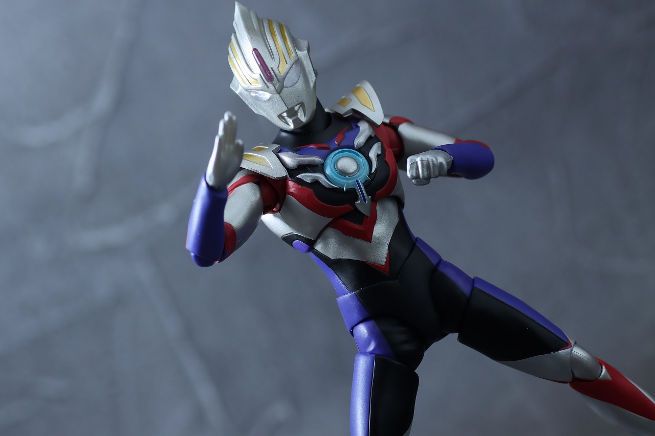 S.H.フィギュアーツ　ウルトラマンオーブ スペシウムゼペリオン（ニュージェネレーション スターズVer.）　レビュー　アクション