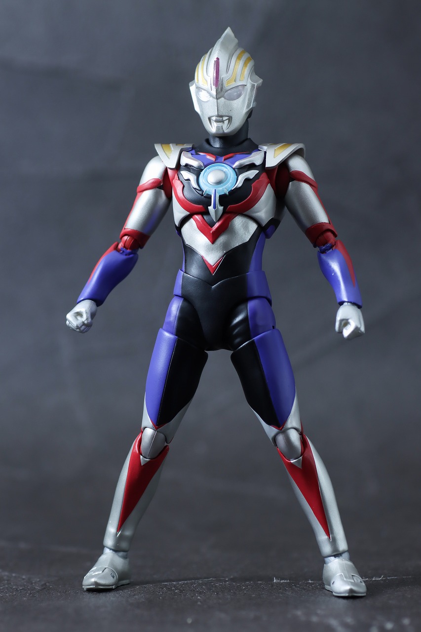 S.H.フィギュアーツ　ウルトラマンオーブ スペシウムゼペリオン（ニュージェネレーション スターズVer.）　レビュー　本体