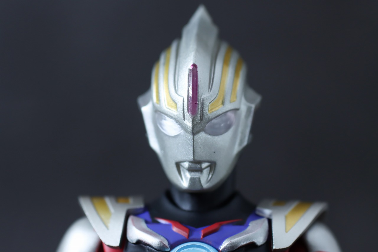 S.H.フィギュアーツ　ウルトラマンオーブ スペシウムゼペリオン（ニュージェネレーション スターズVer.）　レビュー　本体