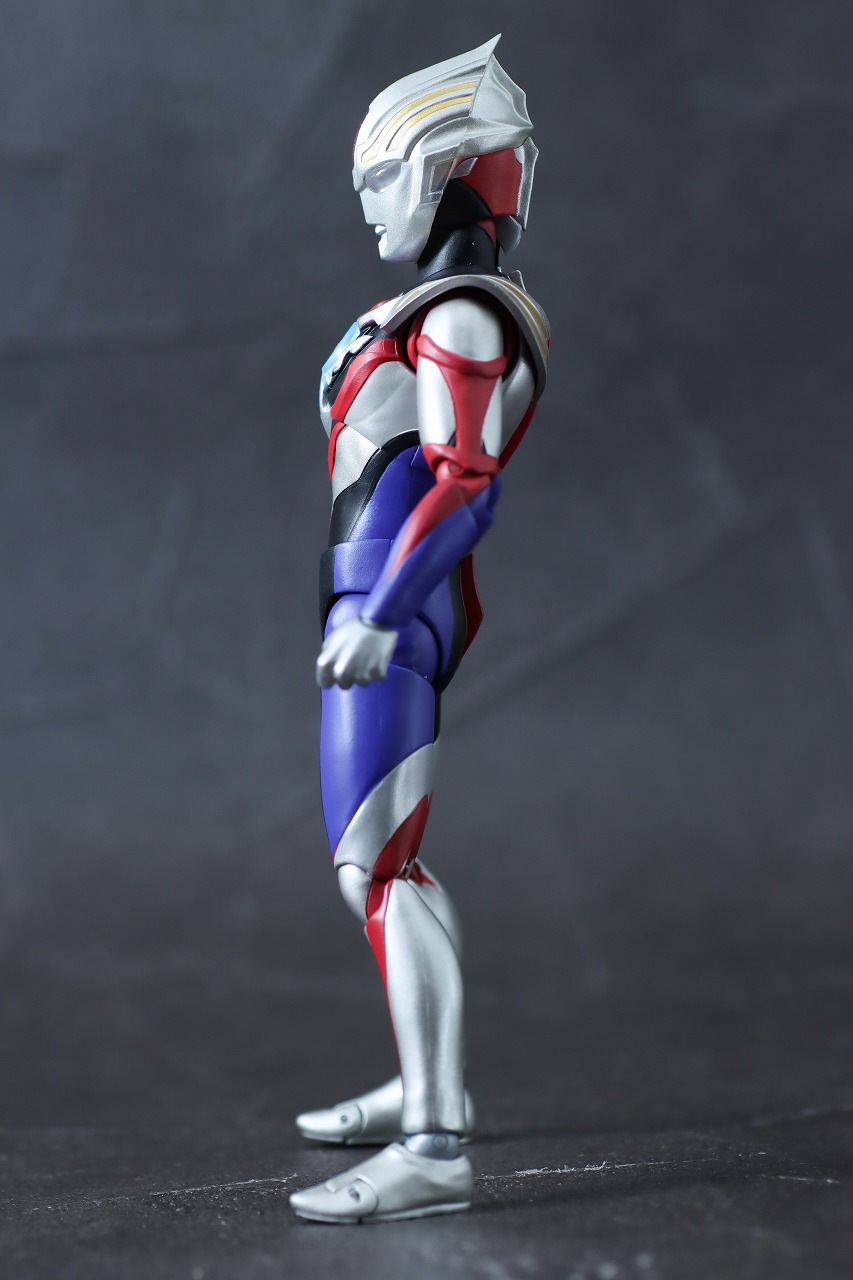 S.H.フィギュアーツ　ウルトラマンオーブ スペシウムゼペリオン（ニュージェネレーション スターズVer.）　レビュー　本体