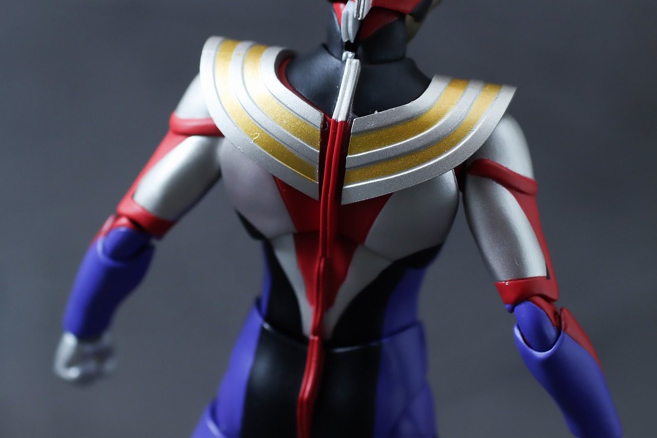 S.H.フィギュアーツ　ウルトラマンオーブ スペシウムゼペリオン（ニュージェネレーション スターズVer.）　レビュー　本体