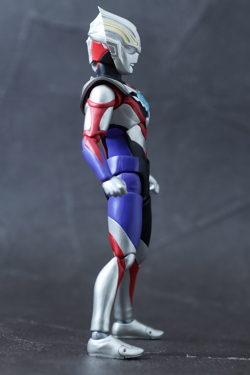 S.H.フィギュアーツ　ウルトラマンオーブ スペシウムゼペリオン（ニュージェネレーション スターズVer.）　レビュー　本体