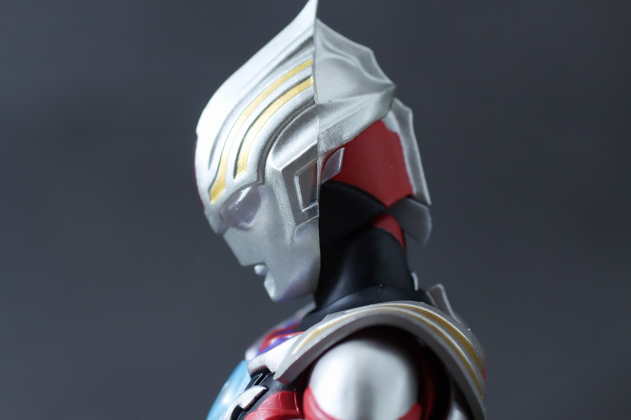 S.H.フィギュアーツ　ウルトラマンオーブ スペシウムゼペリオン（ニュージェネレーション スターズVer.）　レビュー　可動範囲