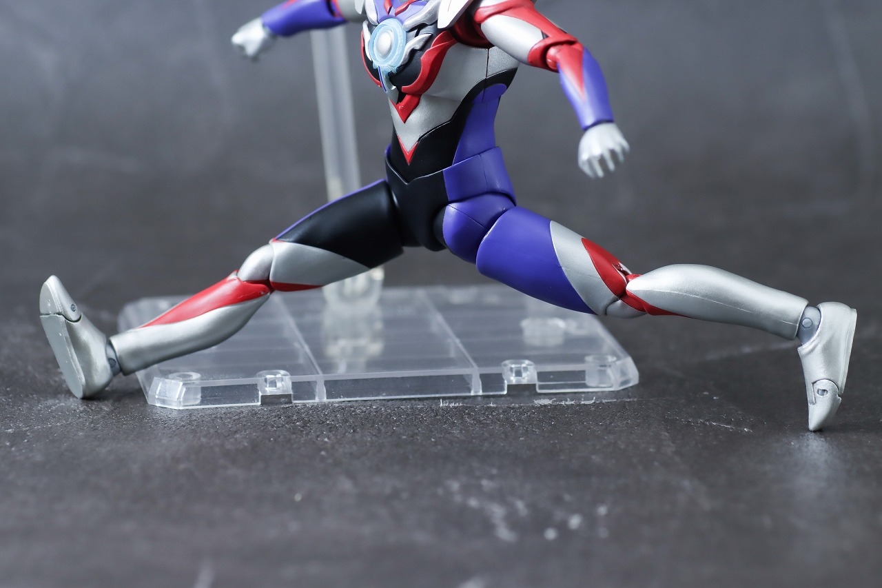 S.H.フィギュアーツ　ウルトラマンオーブ スペシウムゼペリオン（ニュージェネレーション スターズVer.）　レビュー　可動範囲