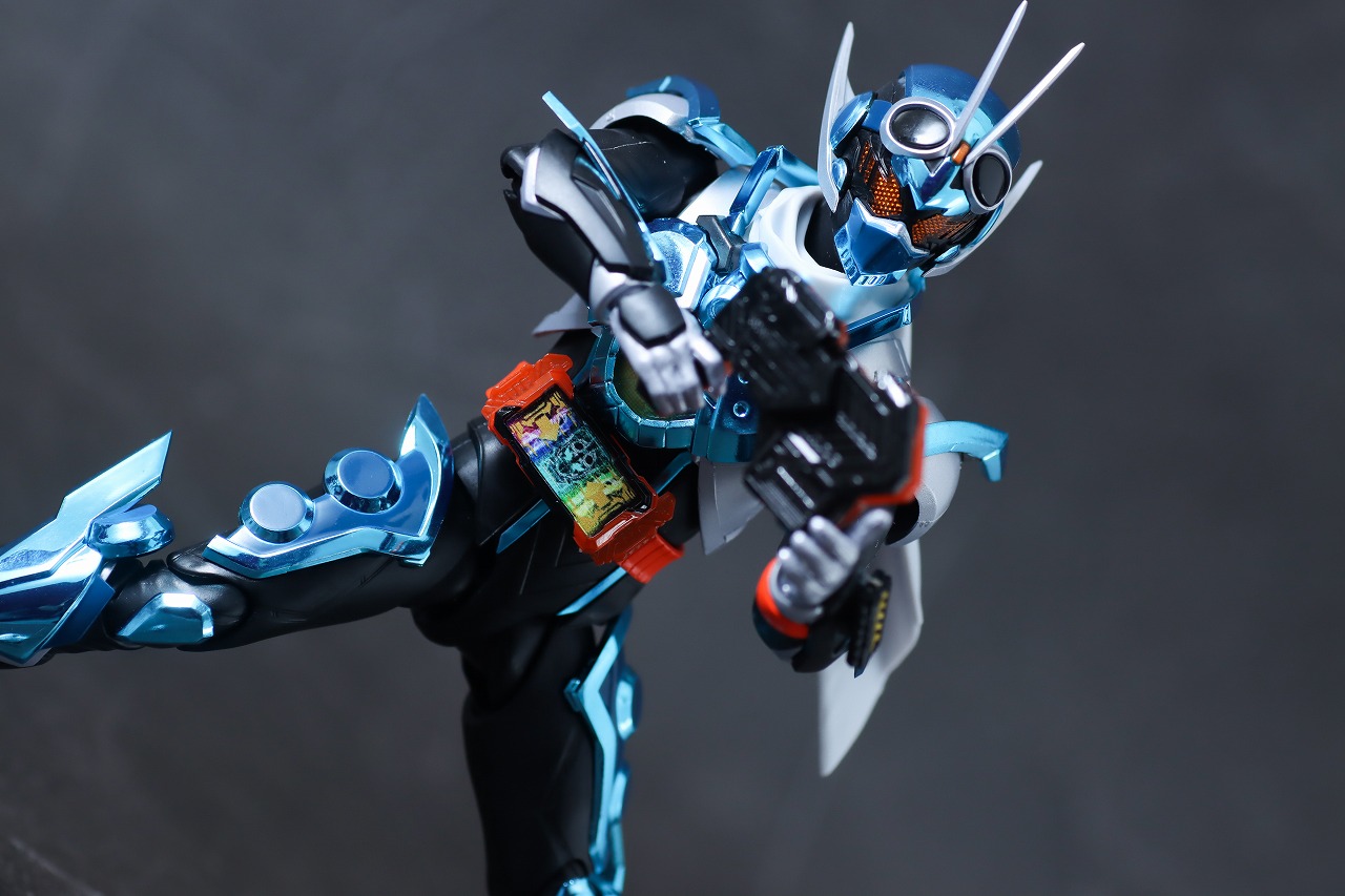 S.H.フィギュアーツ　仮面ライダーガッチャード スチームホッパー　レビュー　アクション