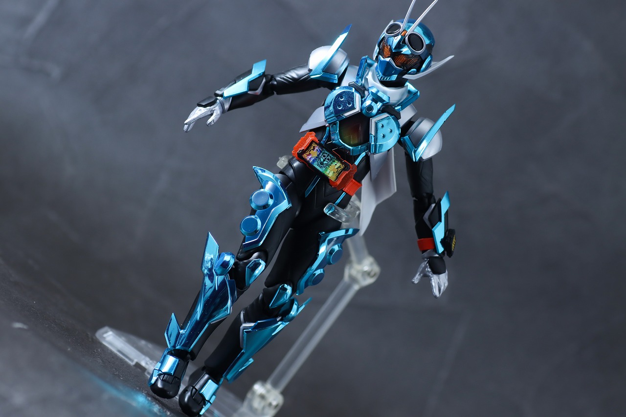 S.H.フィギュアーツ　仮面ライダーガッチャード スチームホッパー　レビュー　アクション