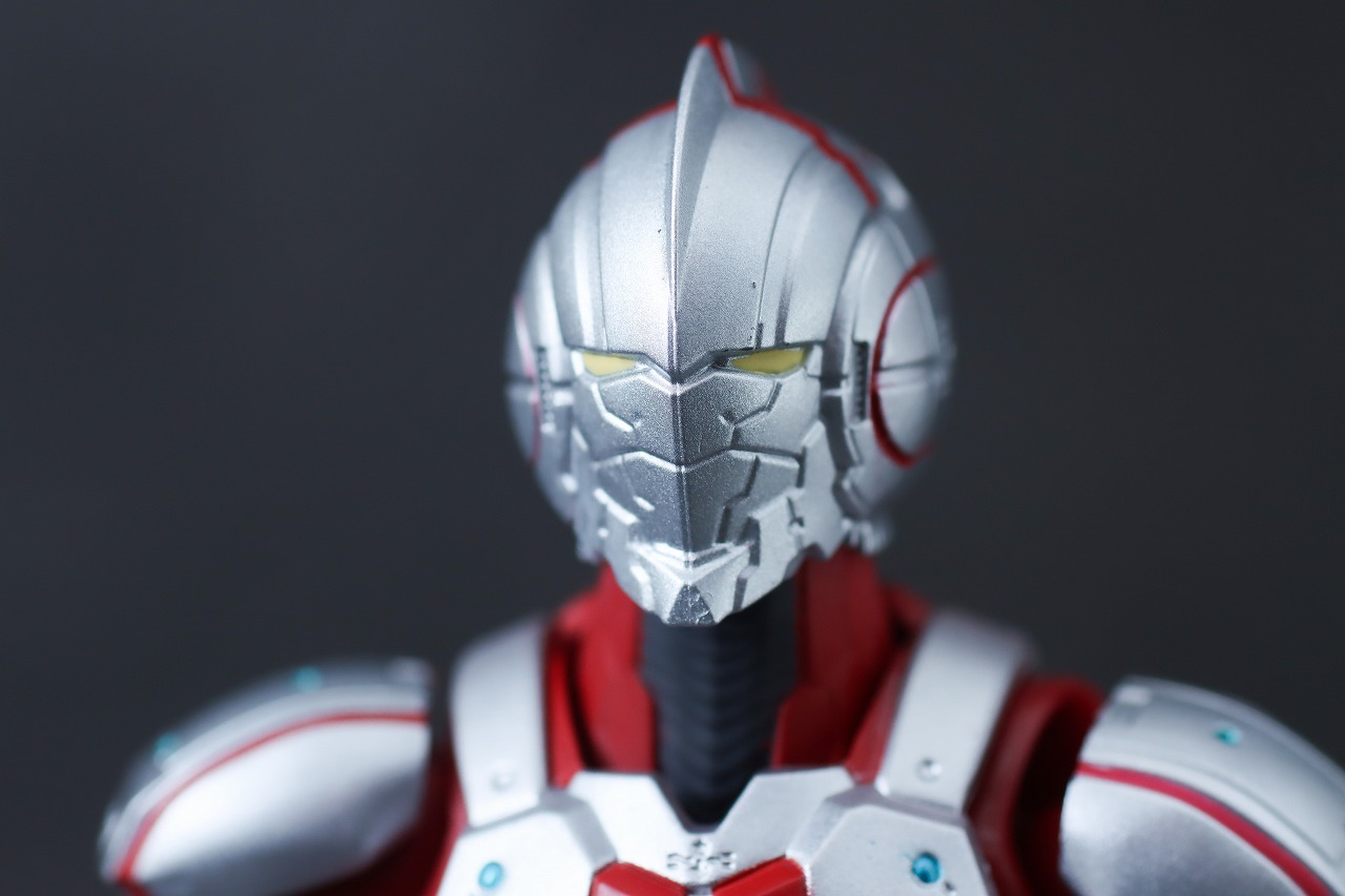 S.H.フィギュアーツ　ULTRAMAN SUIT ZOFFY the Animation　レビュー　本体