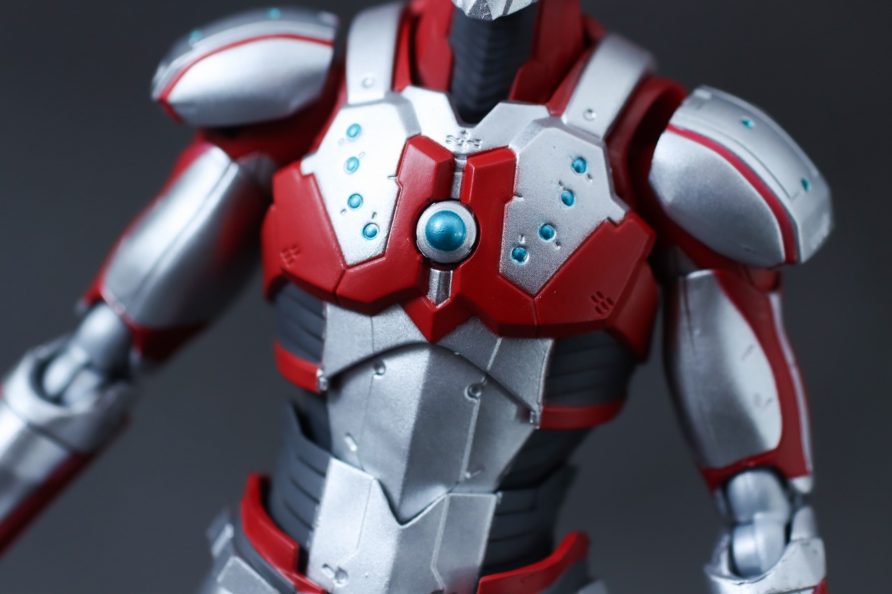 S.H.フィギュアーツ　ULTRAMAN SUIT ZOFFY the Animation　レビュー　本体