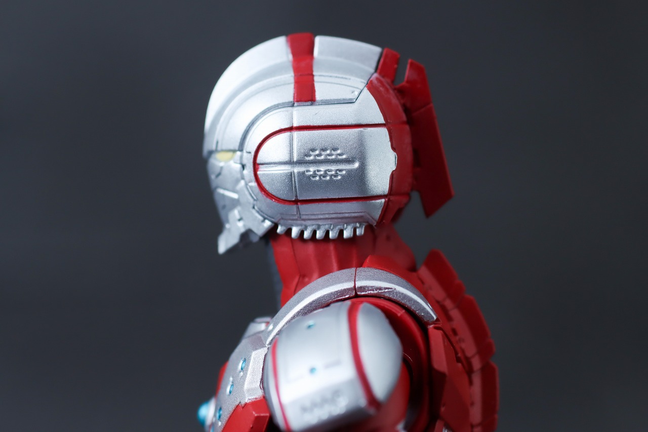 S.H.フィギュアーツ　ULTRAMAN SUIT ZOFFY the Animation　レビュー　本体