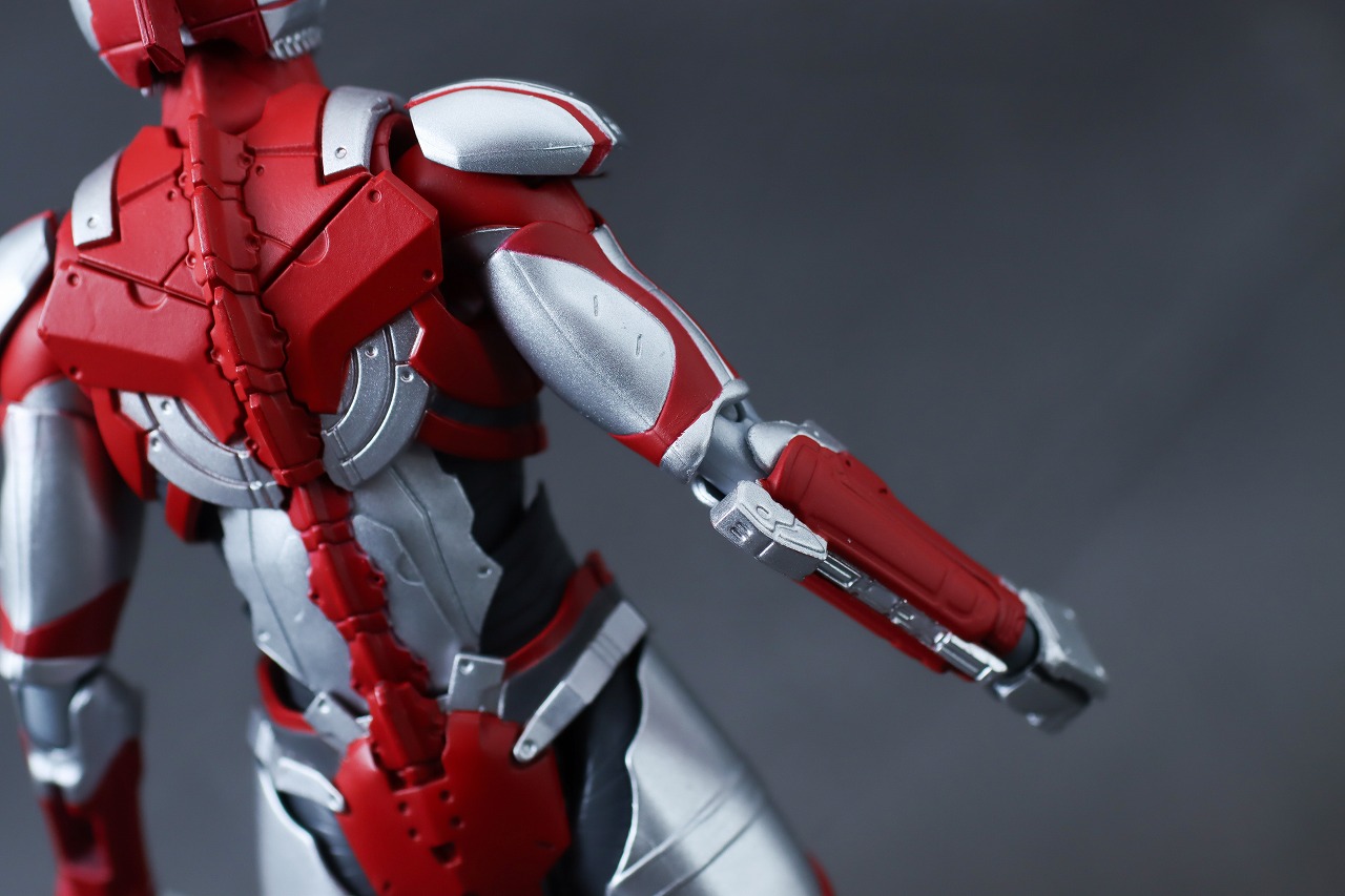 S.H.フィギュアーツ　ULTRAMAN SUIT ZOFFY the Animation　レビュー　本体