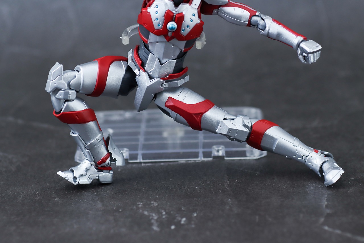 S.H.フィギュアーツ　ULTRAMAN SUIT ZOFFY the Animation　レビュー　可動範囲