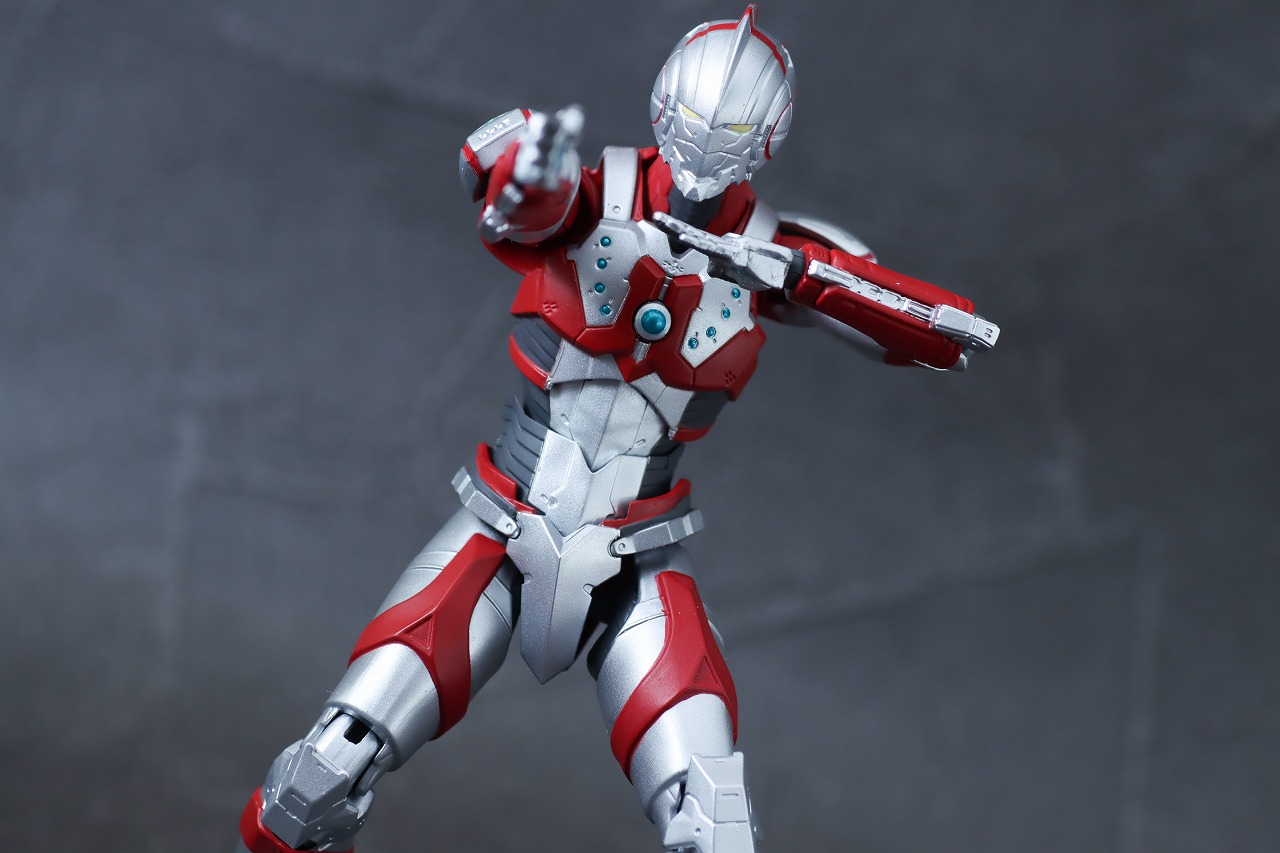 S.H.フィギュアーツ　ULTRAMAN SUIT ZOFFY the Animation　レビュー　アクション