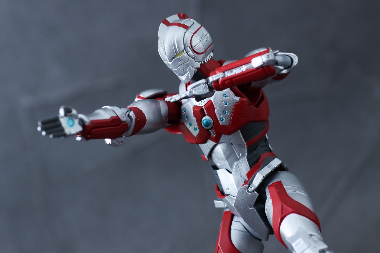 S.H.フィギュアーツ　ULTRAMAN SUIT ZOFFY the Animation　レビュー　アクション