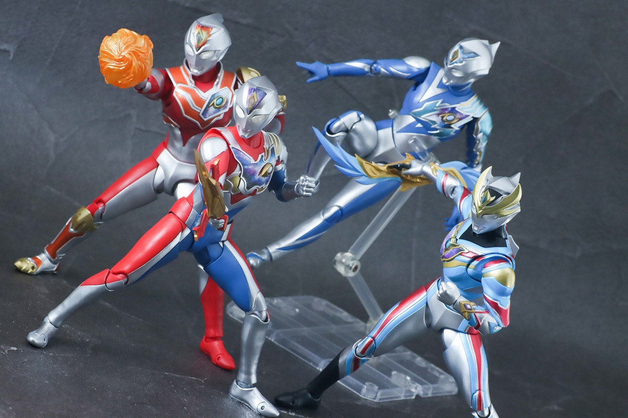 S.H.フィギュアーツ　ウルトラマンデッカー　ストロングタイプ　レビュー　アクション　フラッシュタイプ　ミラクルタイプ　ダイナミックタイプ