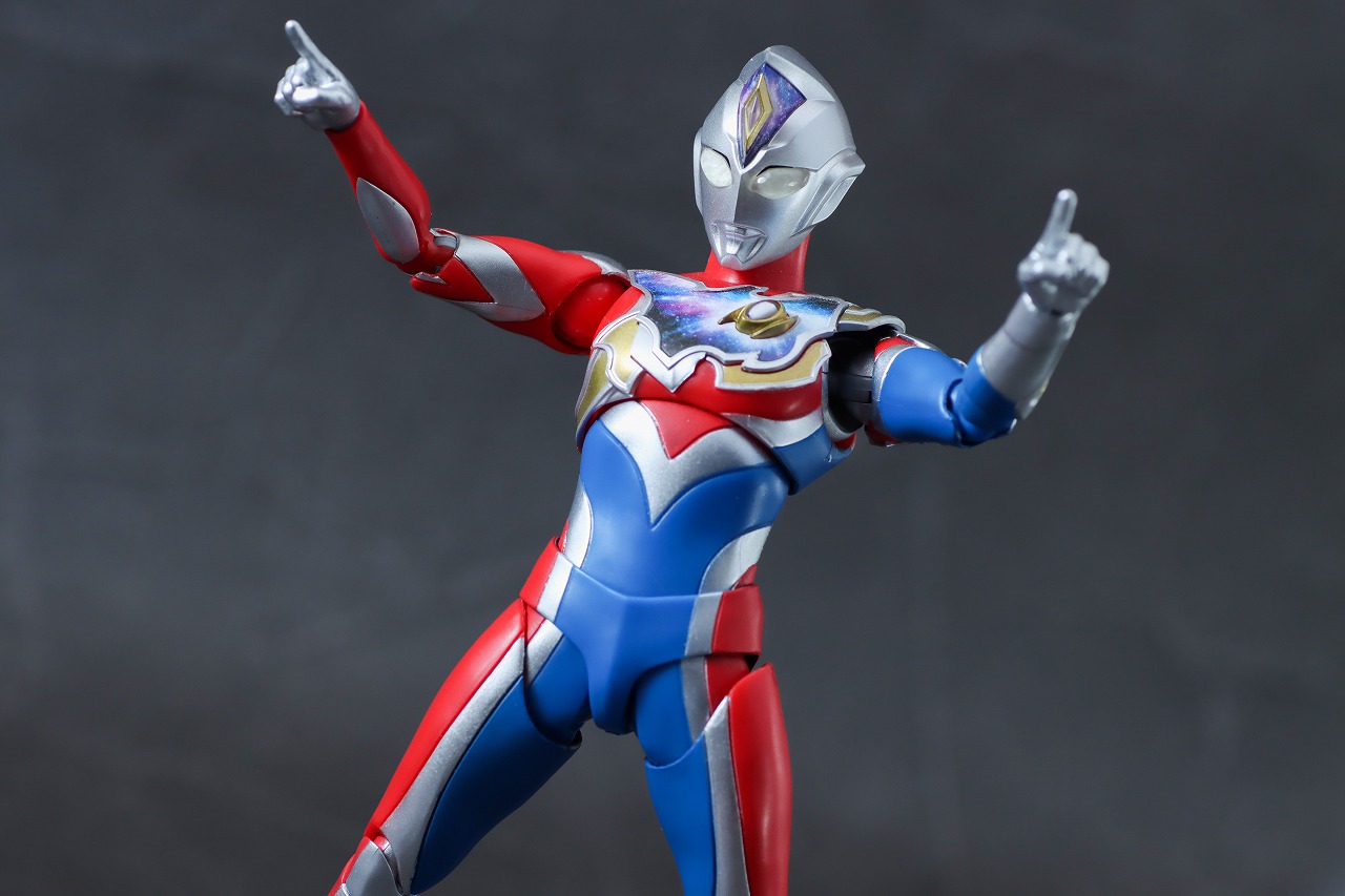 S.H.フィギュアーツ　ウルトラマンデッカー　ストロングタイプ　レビュー　アクション　フラッシュタイプ