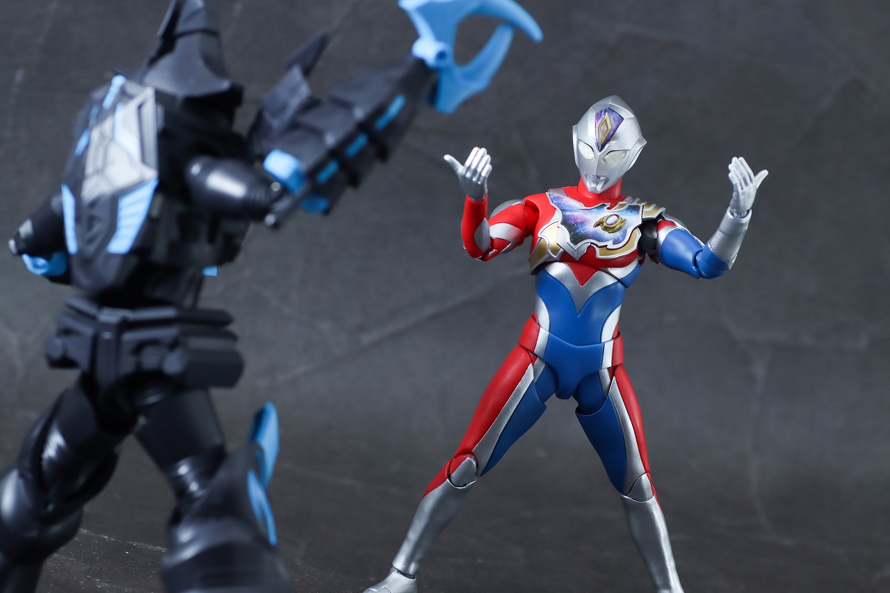 S.H.フィギュアーツ　ウルトラマンデッカー　ストロングタイプ　レビュー　アクション　テラフェイザー　フラッシュタイプ