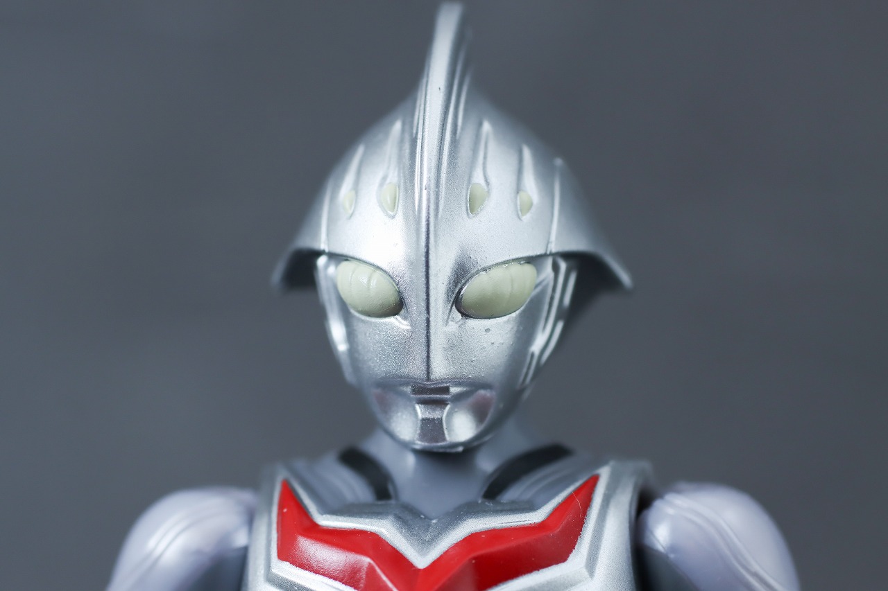 ウルトラアクションフィギュア　ウルトラマンネクサス アンファンス　レビュー　本体